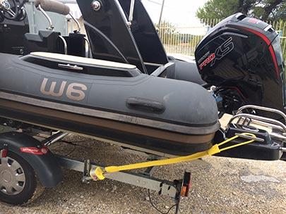 Remorque porte bateau semi-rigide